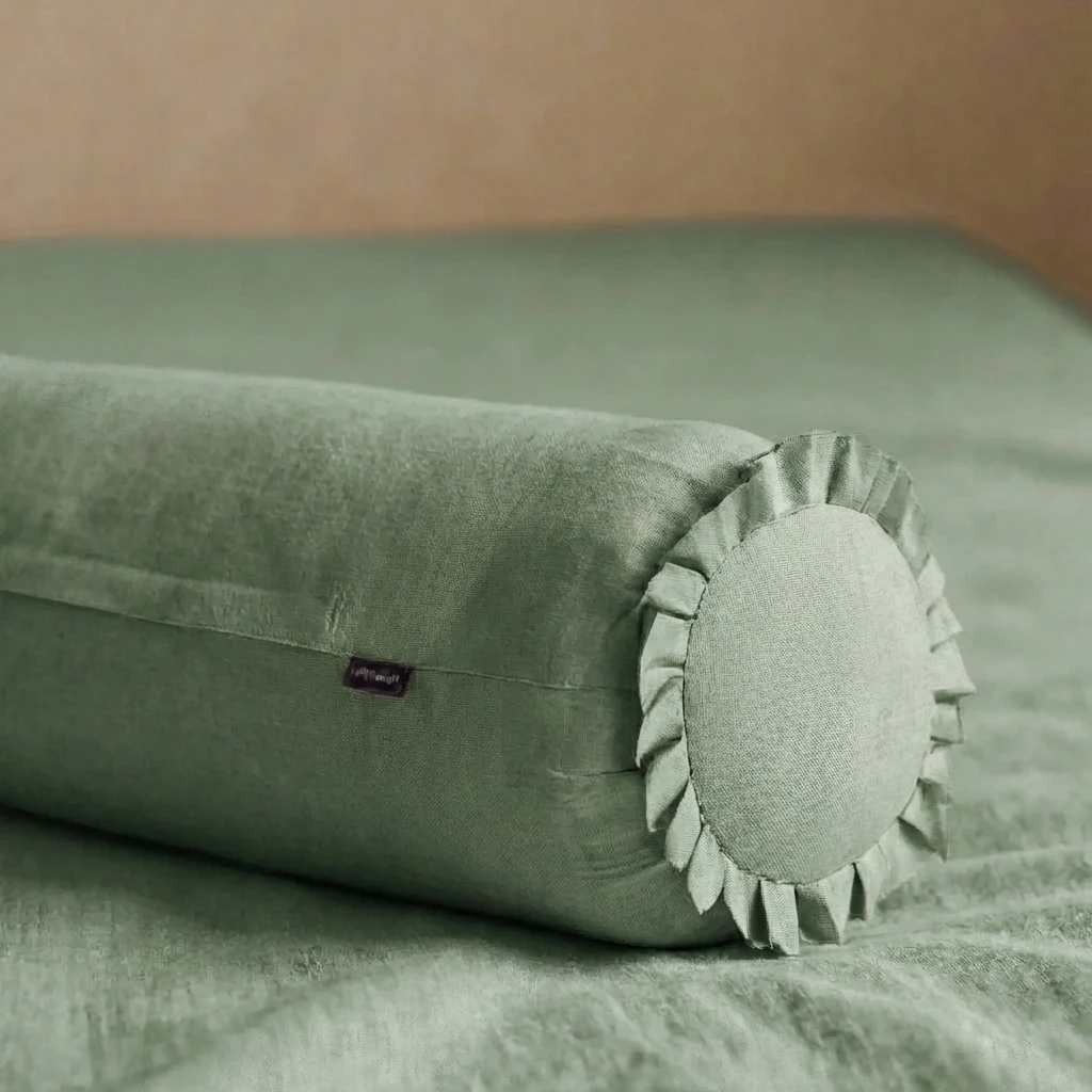 Vỏ gối ôm Cotton Washed 1